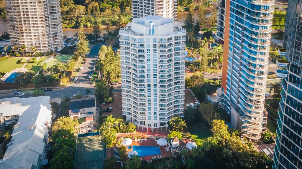 Aerial view of The Crest on Main Beach